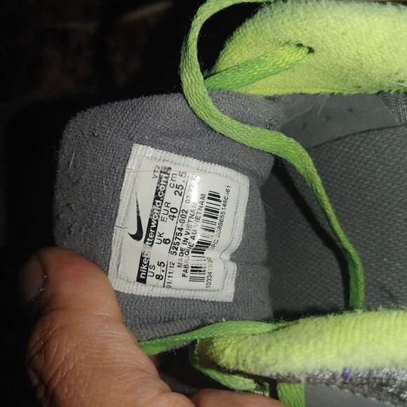 Nike women's Flex Experience RN running shoes sneaker gray size 8.5.   090 - Picture 10 of 12